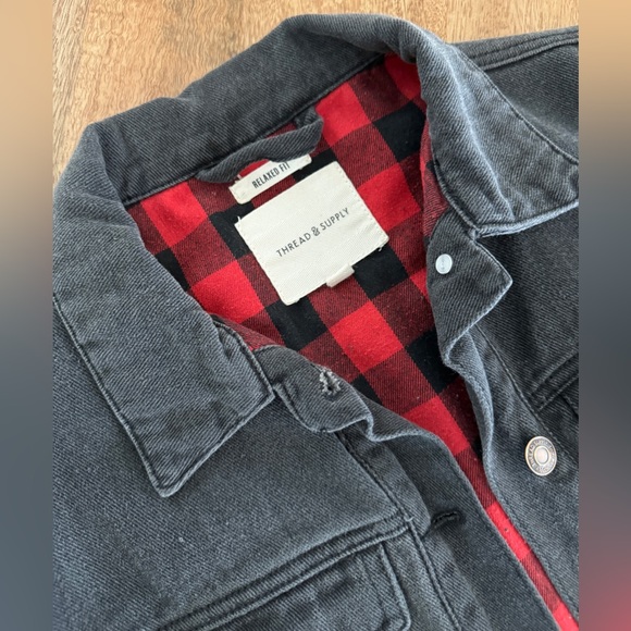 Thread & Supply Black Jean Jacket w/ Black Red Plaid Flannel Inner Lining Size S - Picture 8 of 15
